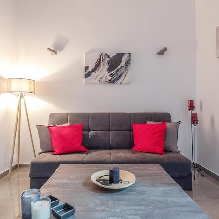 Minimalistic! Lägenhet Aten Exteriör bild